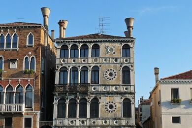 Дворец Ка-Дарио в Венеции. Фото: Iain99, commons.wikimedia.org