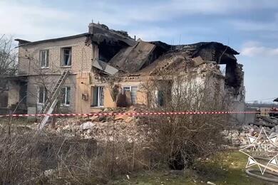 Пострадавший от взрыва дом в Казимировке под Гродно, 24 марта 2026 года. Скриншот видео МЧС