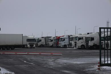 Новая зона ожидания у пункта пропуска "Козловичи", 29 января 2026 года. Фото: Брестский облисполком