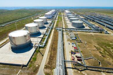 Резервуары РВС на терминале «Таманьнефтегаз». Фото: ТехСтройГарант