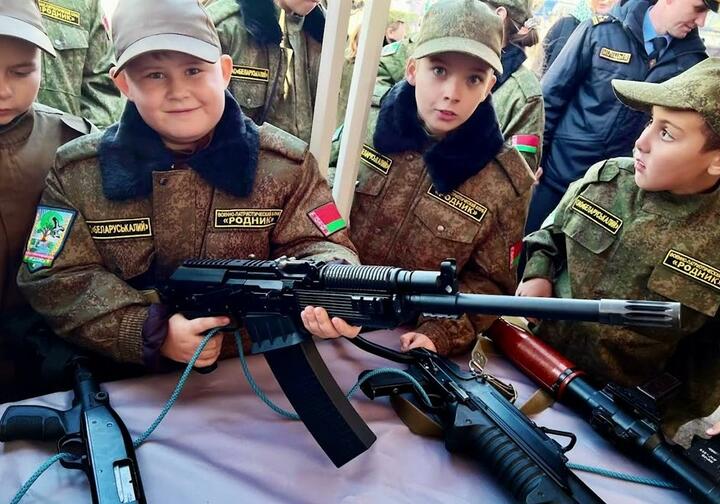 Участники солигорского военно-патриотического клуба "Родник", февраль 2025 года. Фото: СТК